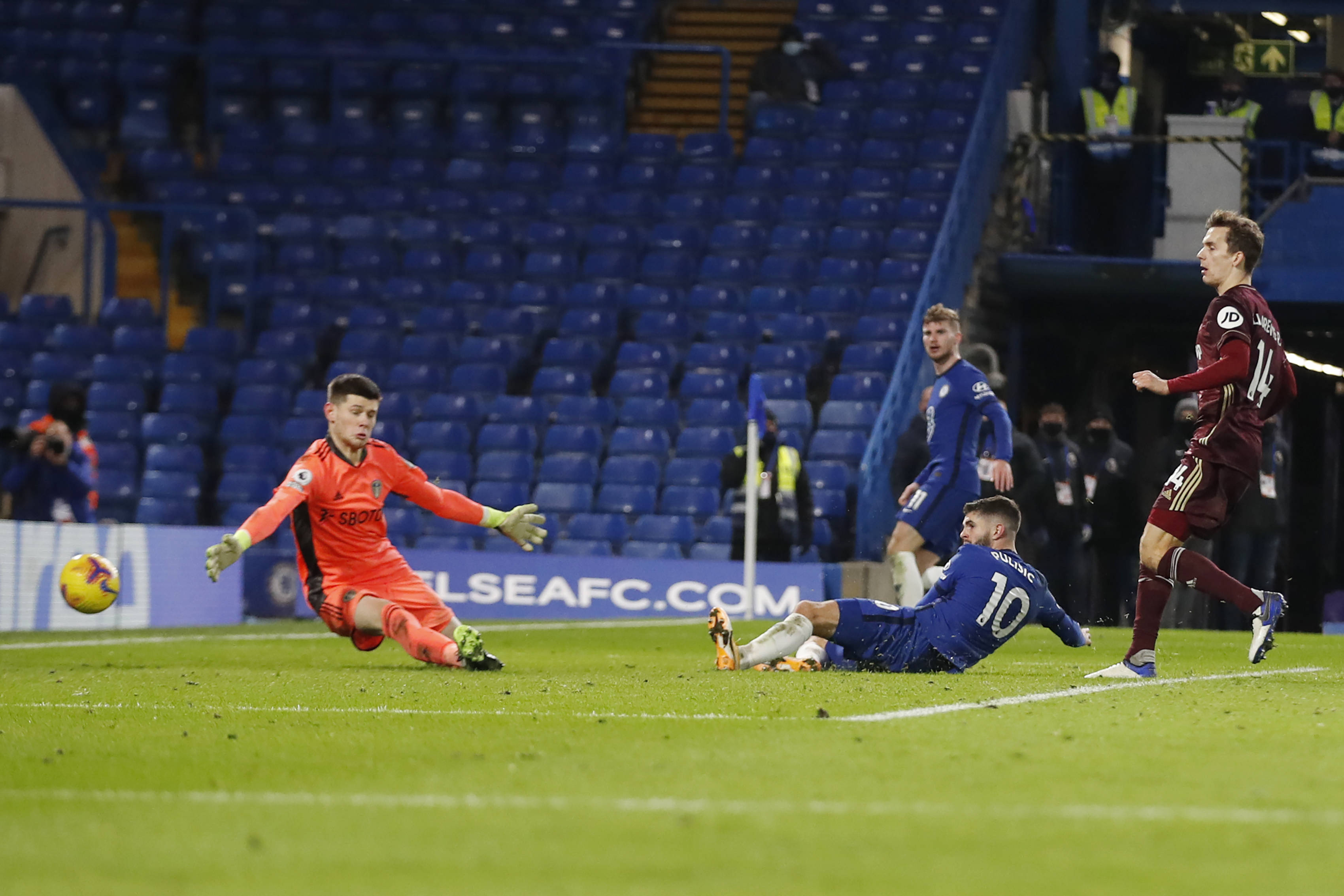 坚韧的后卫 坚韧的后卫