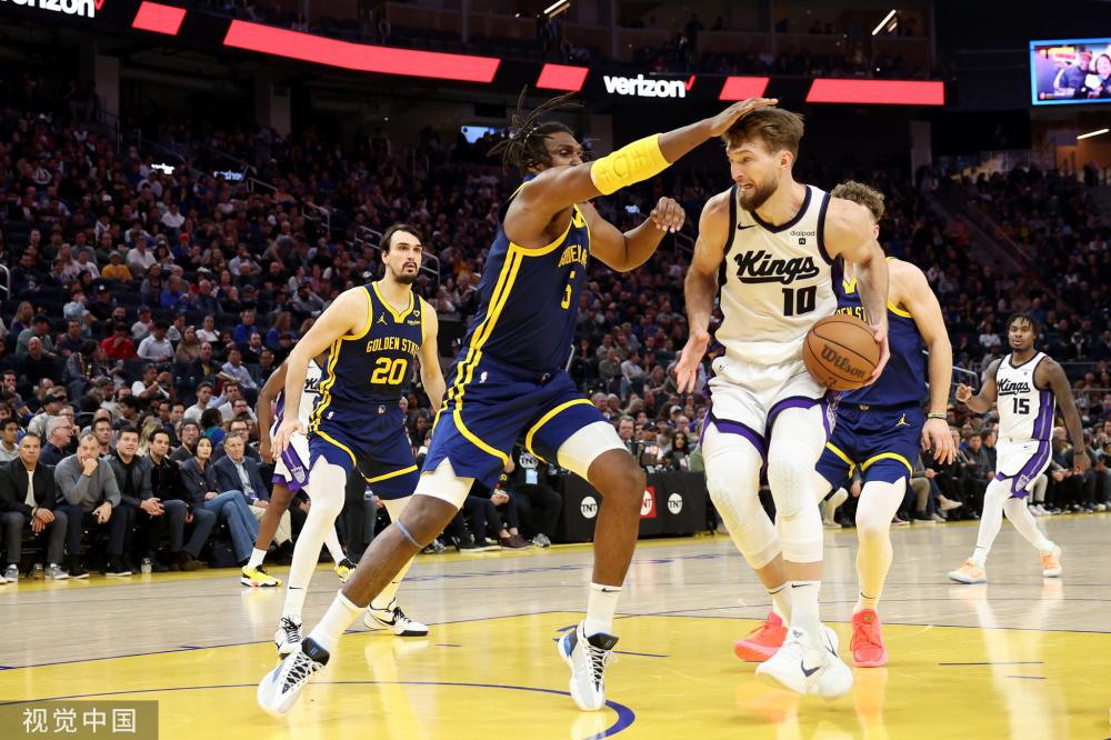 足球界引起 足球界引起